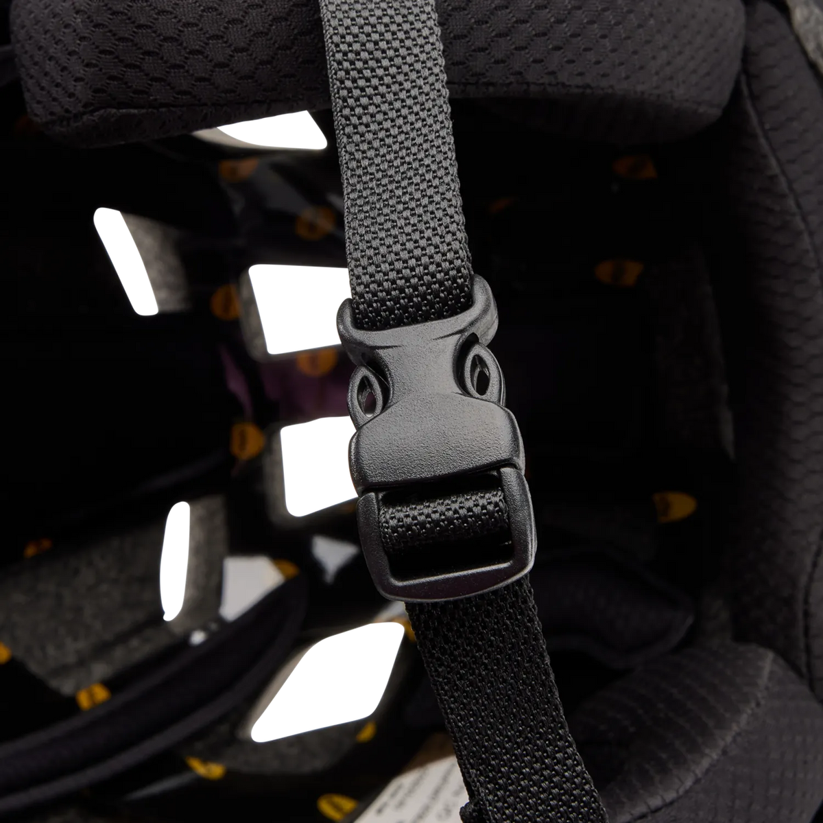 Helmet Fox Dropframe - Black