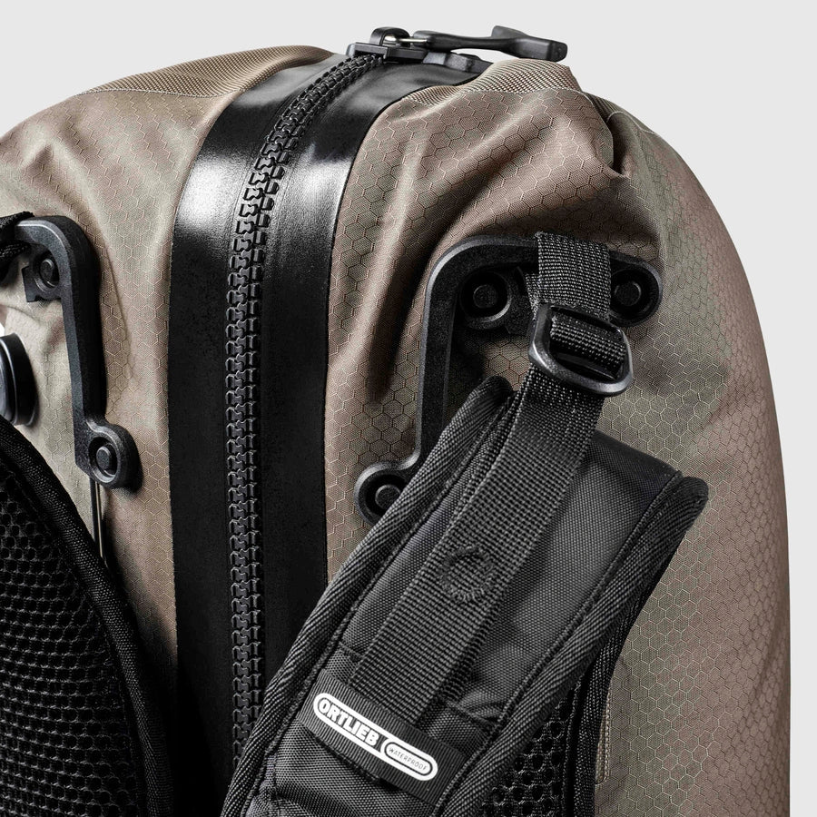 Zaino Assos x ORTLIEB Atrack 25L - Marrone - H