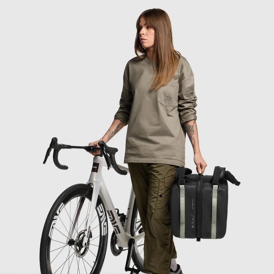 Assos x D_b_ Roamer 3 Piece Travel System Tasche
