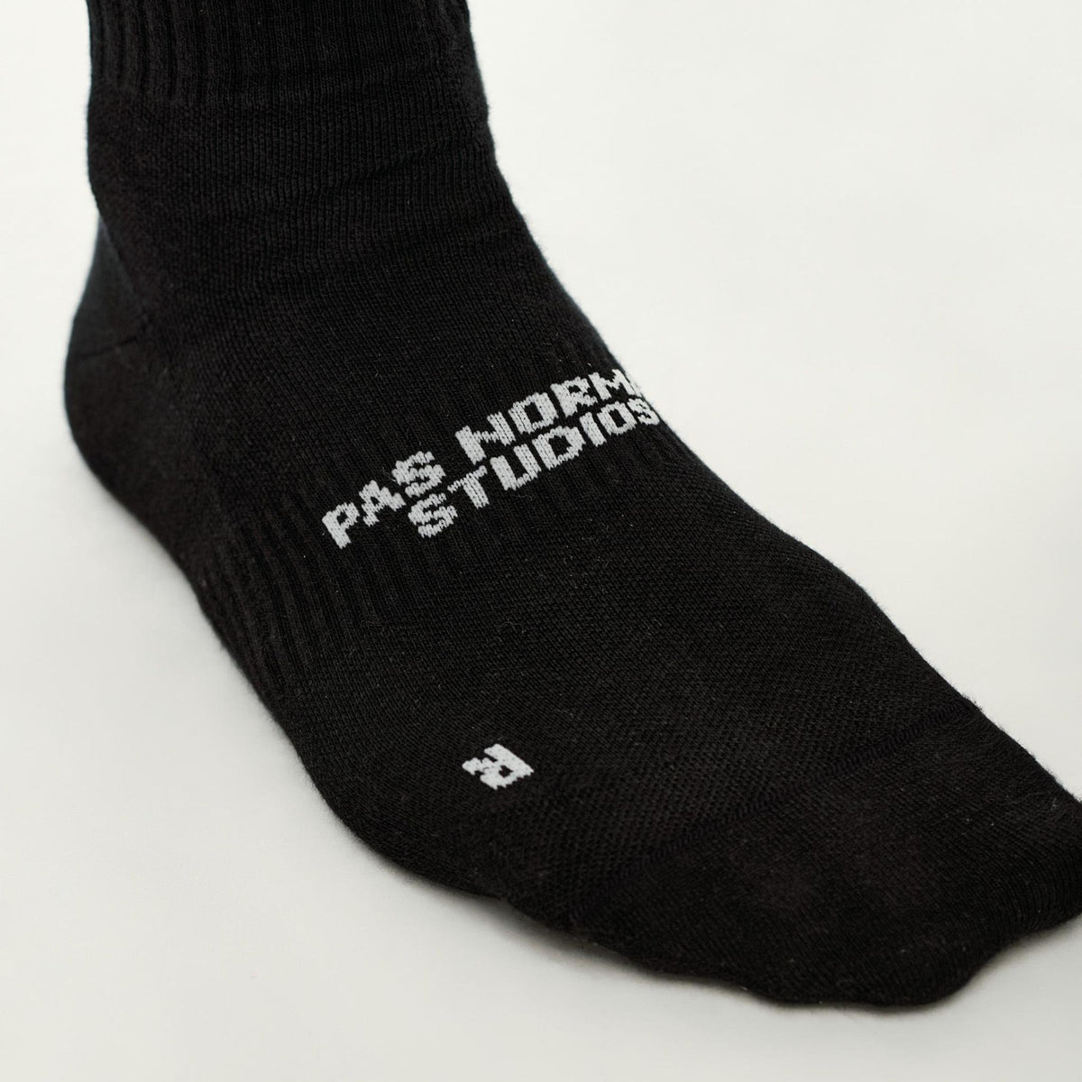 Pas Normal Studios Off-Race Socken - Schwarz