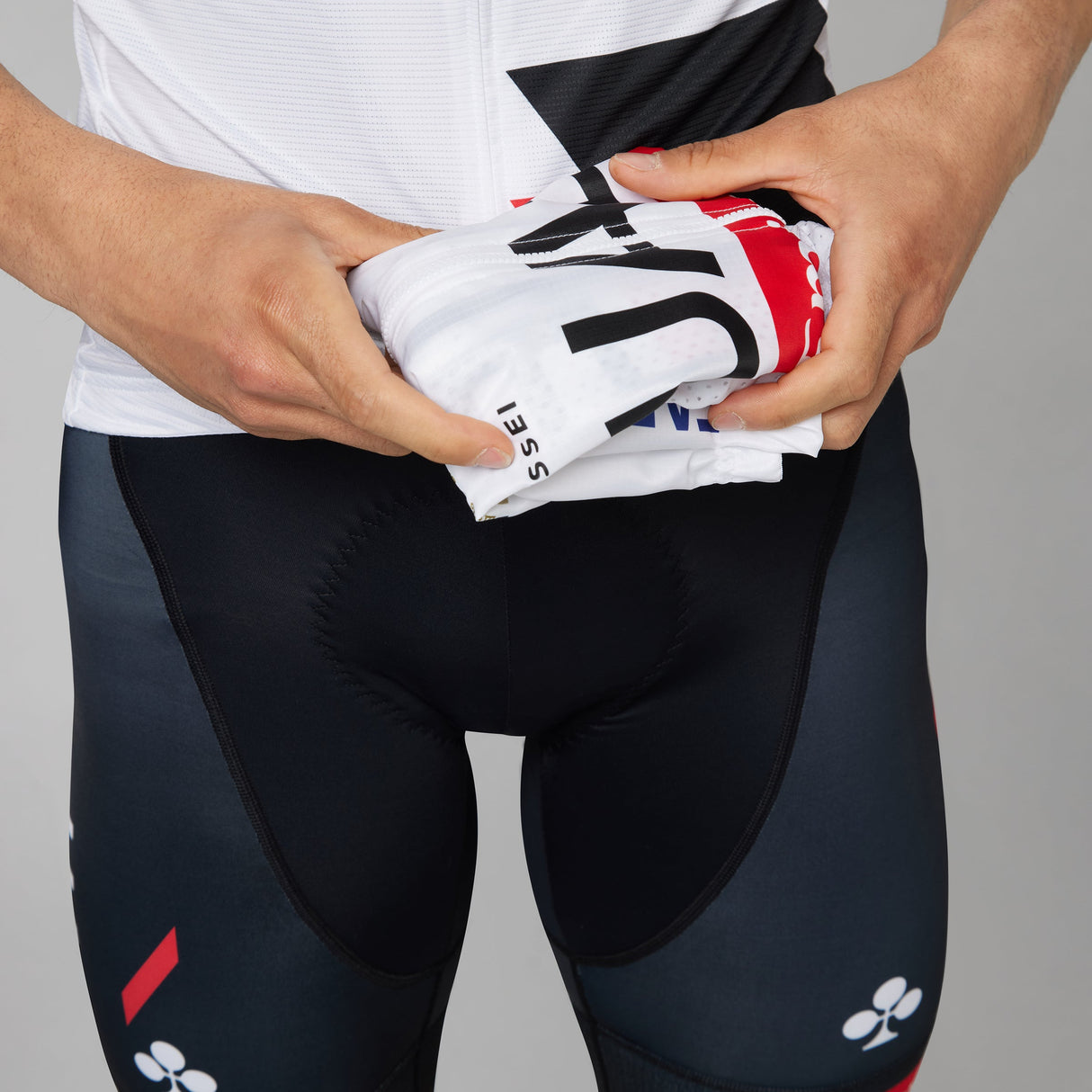 Gilet Pissei UAE Team Emirates - XRG 2026 Pissei