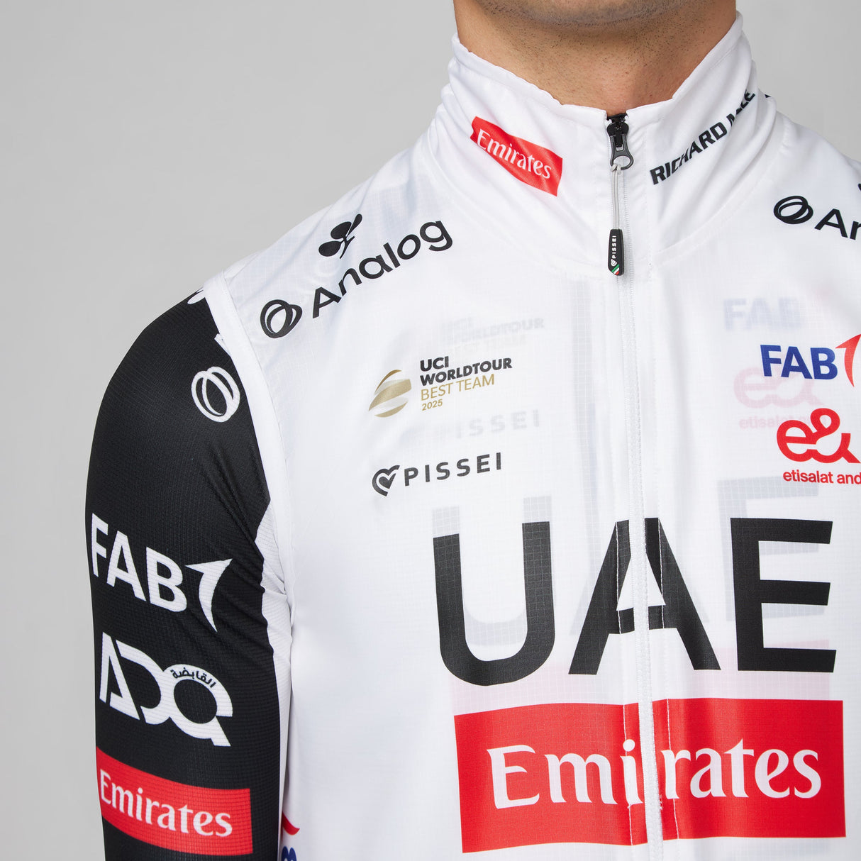 Gilet Pissei UAE Team Emirates - XRG 2026 Pissei