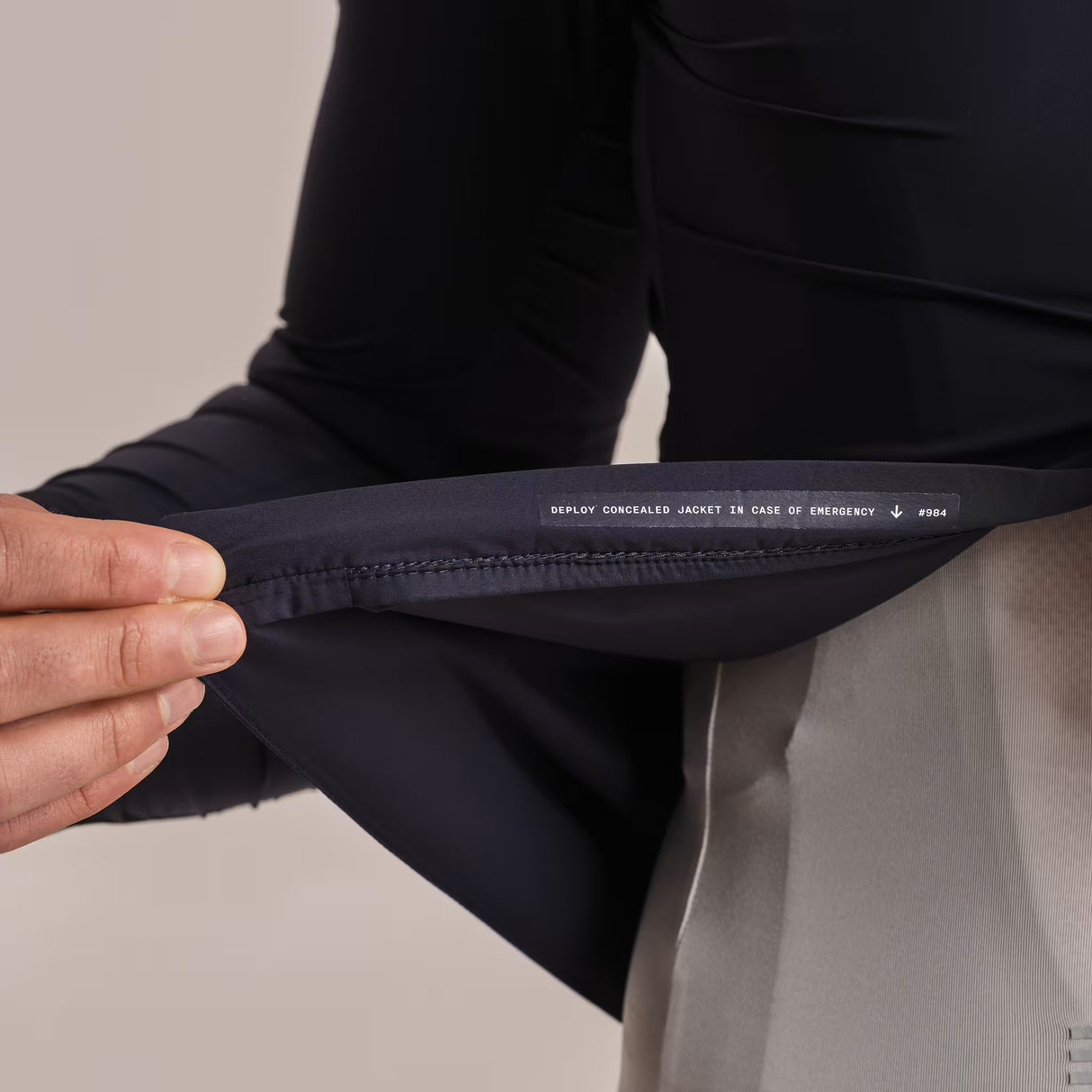 Mantellina Rapha Pro Team Lightweight Wind - Grigio scuro Rapha