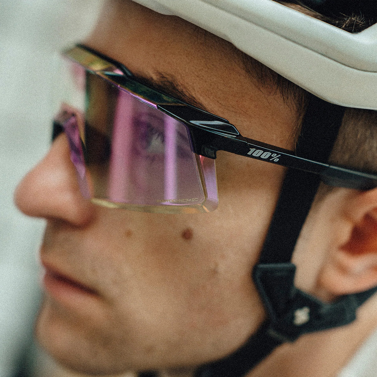 100% Aerocraft Glasses - Gloss Black Purple Mirror Photochromic