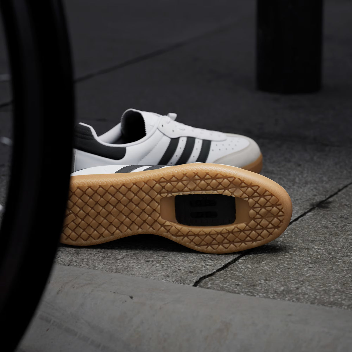 Scarpe Adidas Velosamba Leather - Bianco nero Adidas
