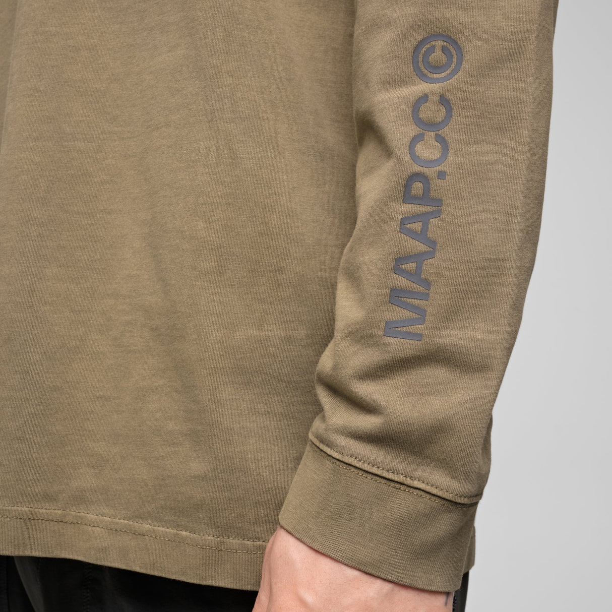 T-shirt maniche lunghe Maap Essentials CC - Verde Maap