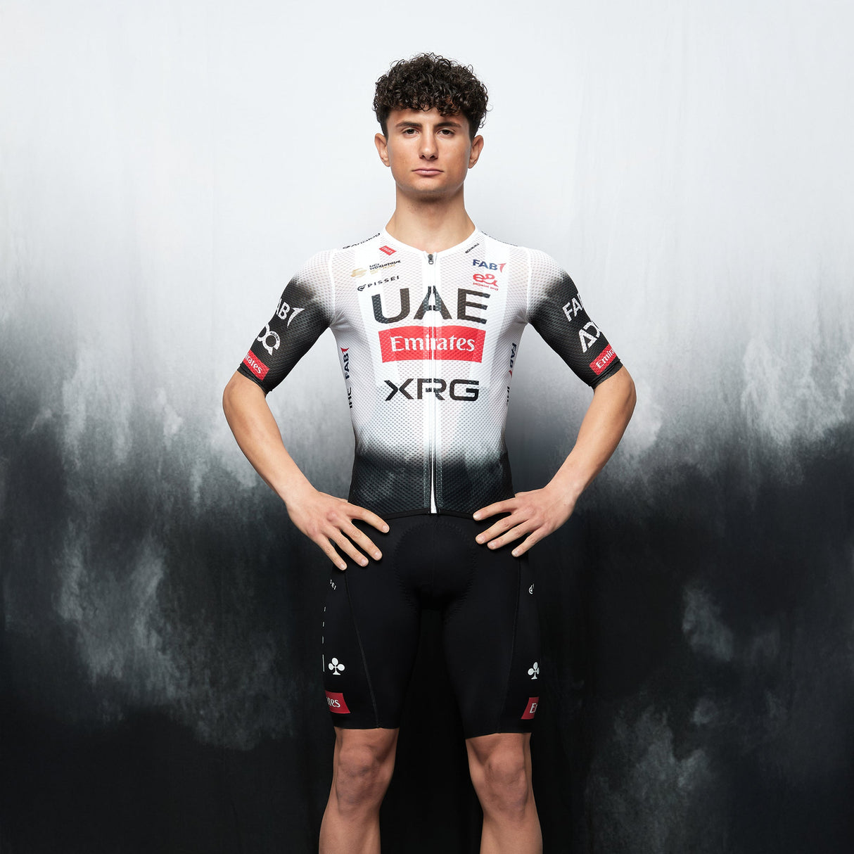 Maglia Pissei UAE Team Emirates 2025 Magistrale Light - A