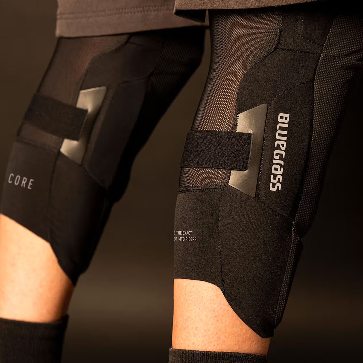 Protezioni ginocchia Bluegrass Aura Core - Nero - L