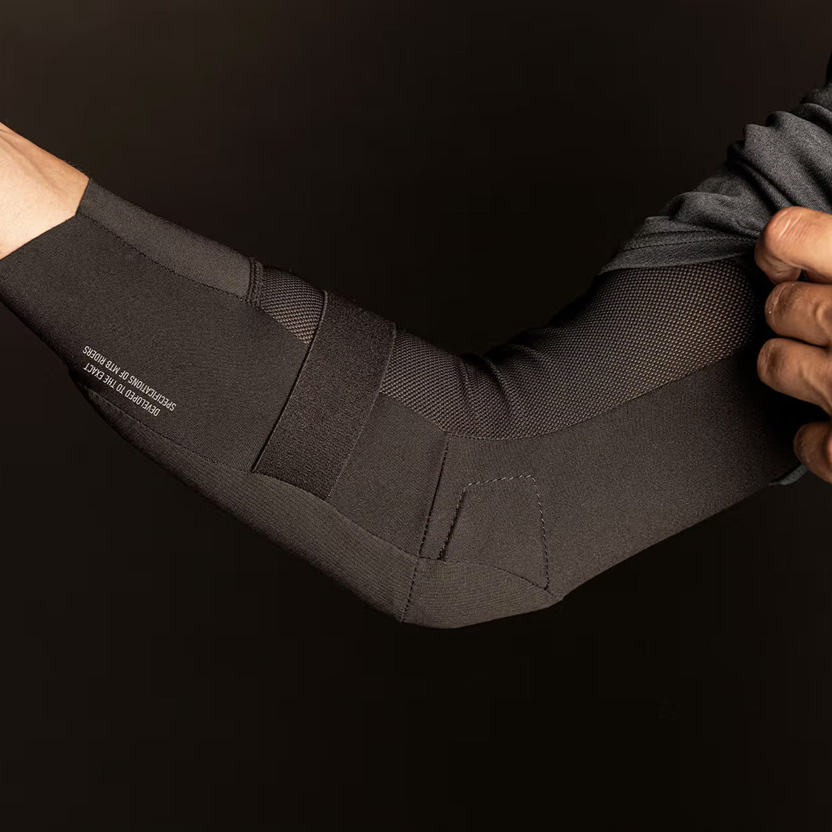 Protezioni gomito Bluegrass Aura Core - Nero - O