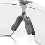 Occhiali Oakley Sphaera - Matte Clear Photochromic