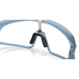 Occhiali Oakley RSLV - Matte Trans Stonewash Photochromic - H