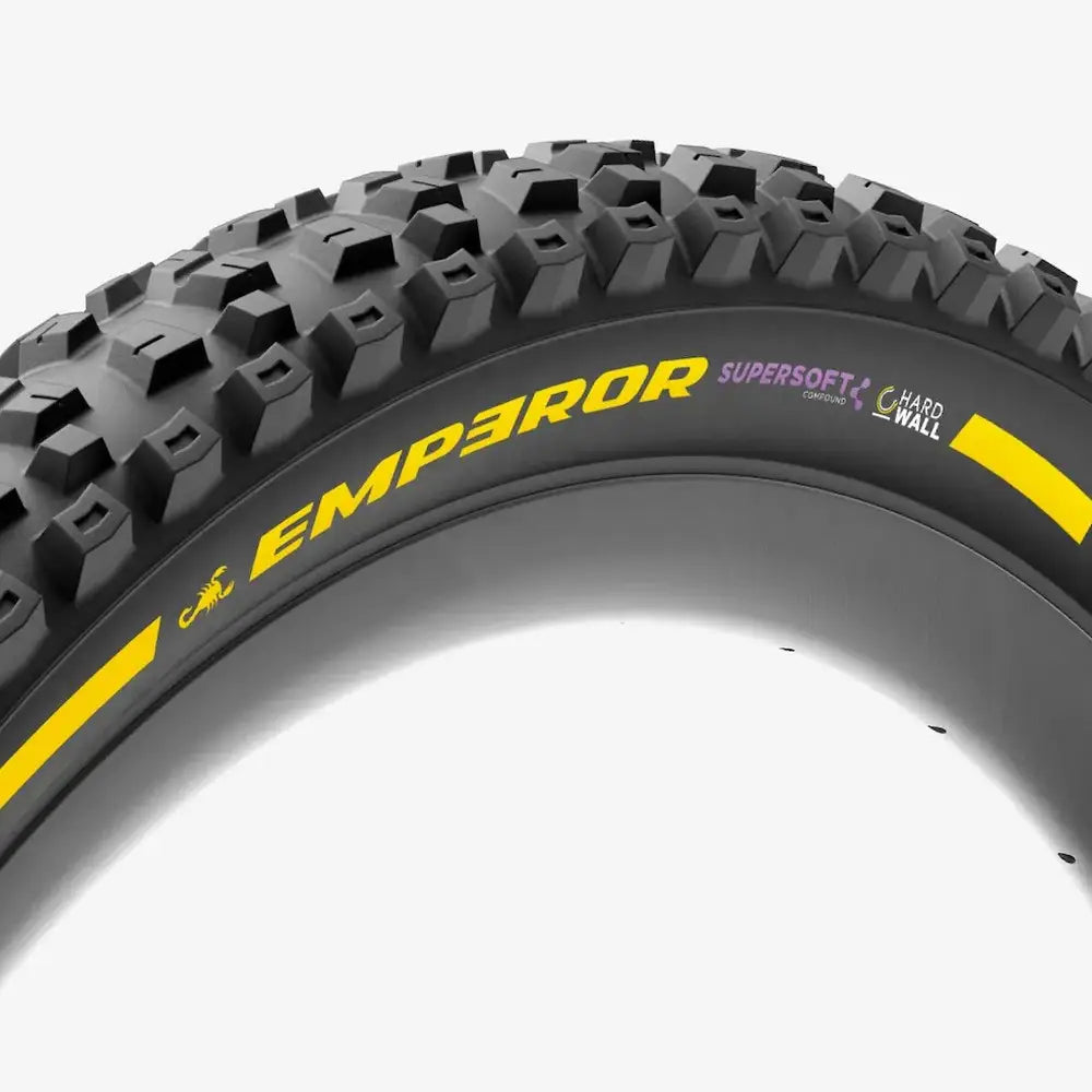 Cubierta Pirelli Scorpion Emperor HardWall SuperSoft 29 x 2.40 - Team