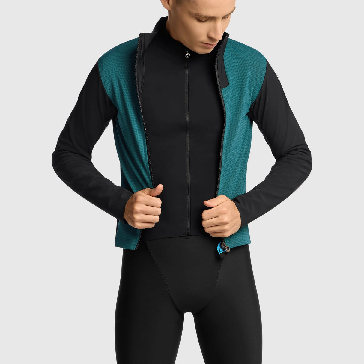 Assos Endurance ThermoBooster  long sleeve base layer - Black