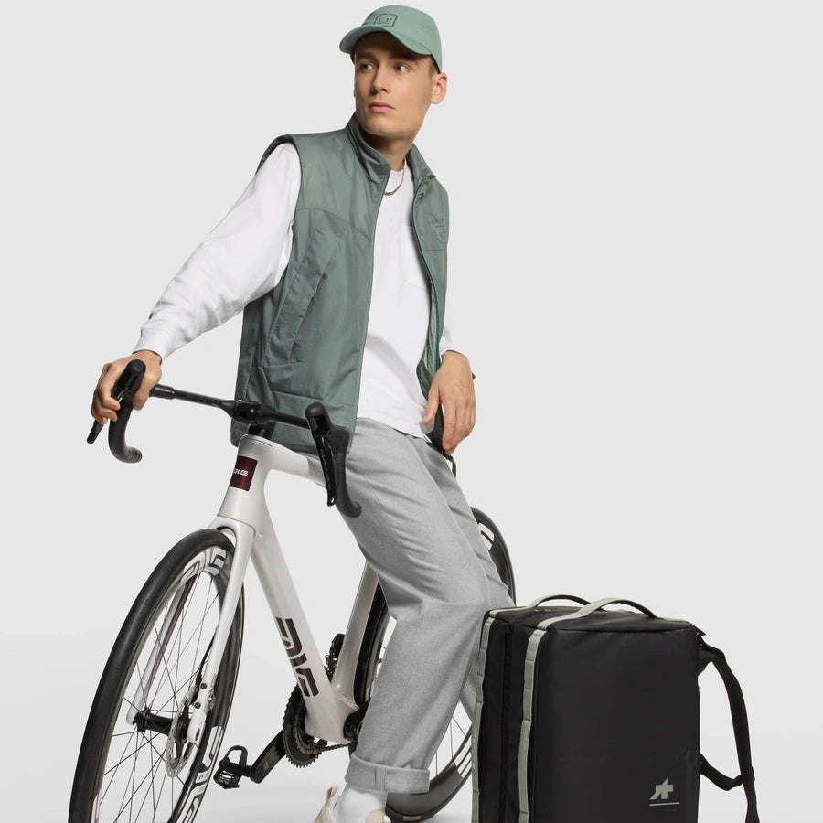 Assos x D_b_ Roamer 3 Piece Travel System