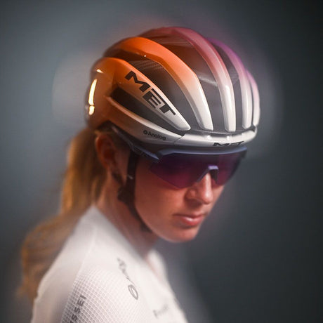 Casco Met Trenta 3K Carbon Mips - UAE Team ADQ 2026 Met Helmets