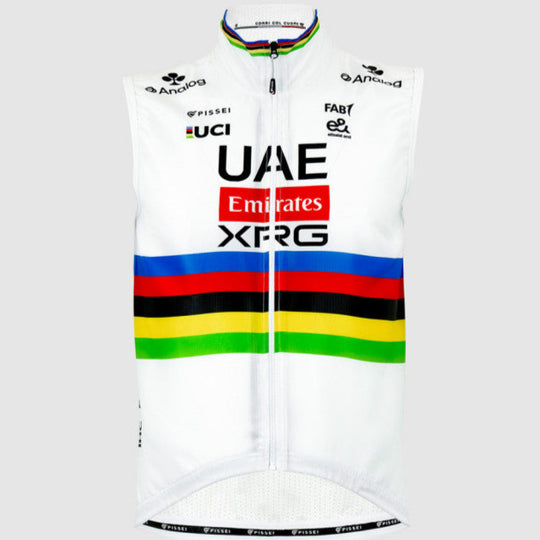 Pissei UAE Team Emirates 2025 vest - Tadej Pogacar