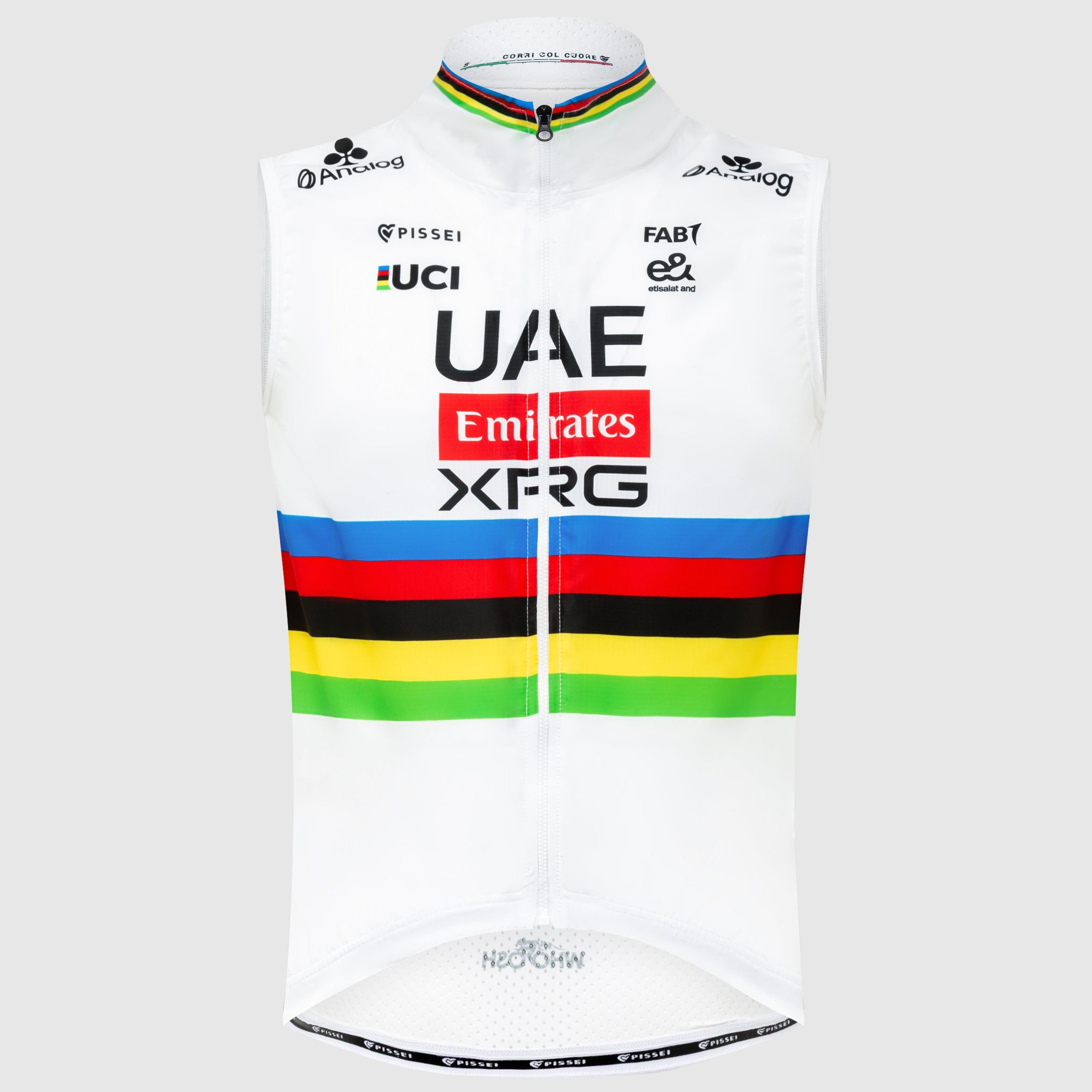 Pissei UAE Team Emirates vest - XRG 2026 - Tadej Pogacar