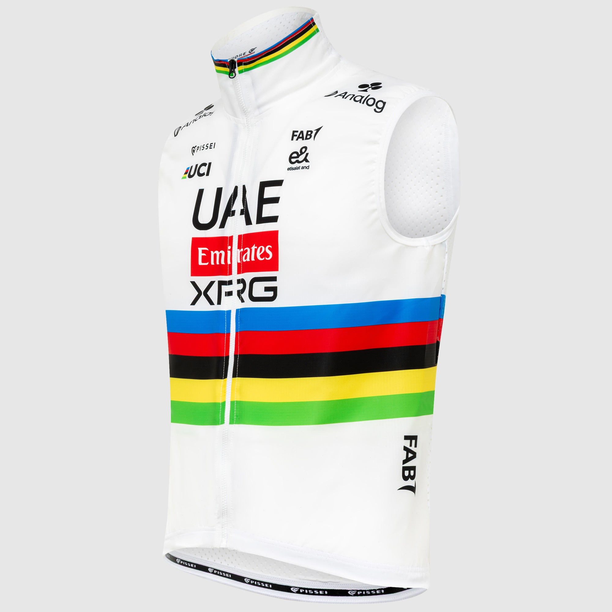 Pissei UAE Team Emirates vest - XRG 2026 - Tadej Pogacar