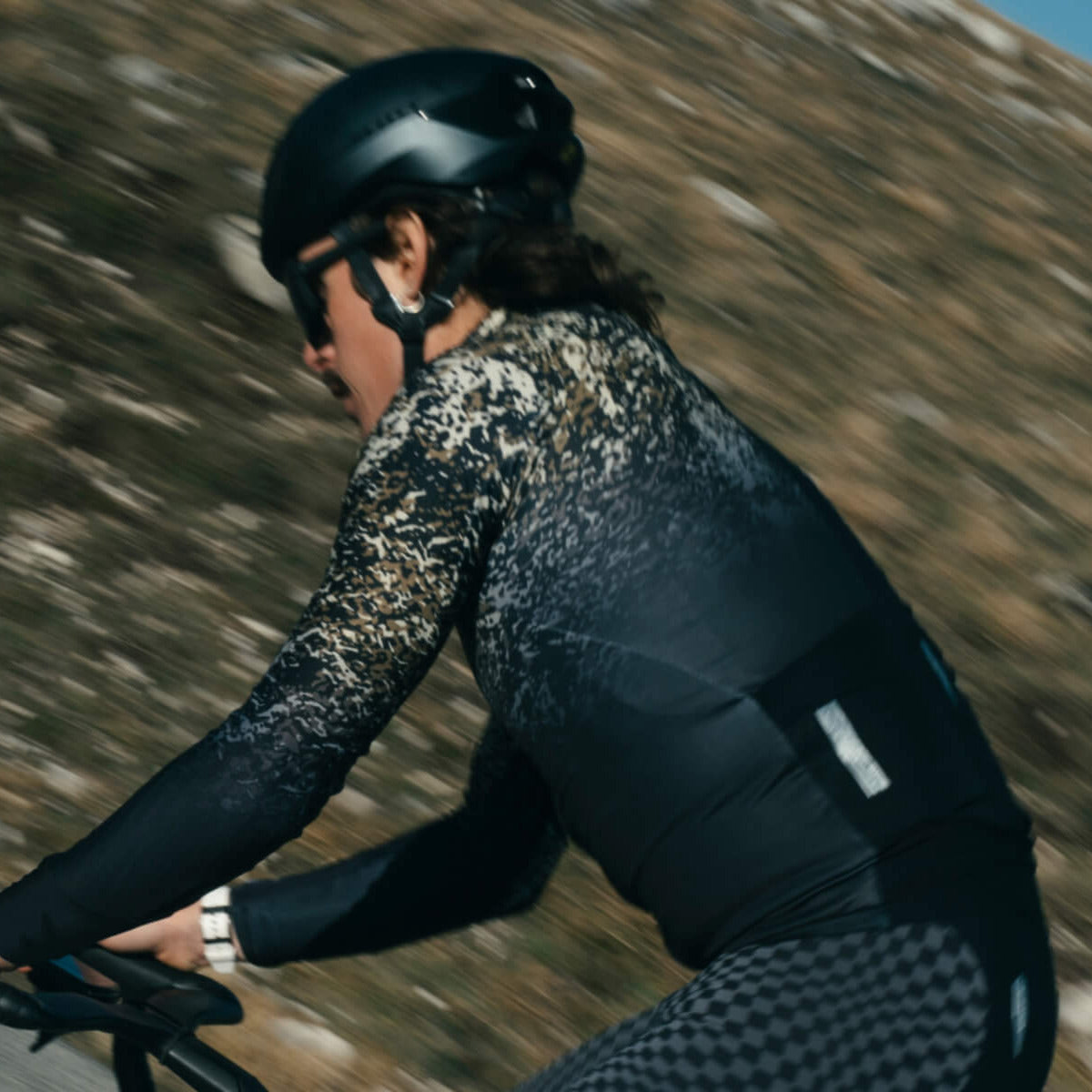 Gilet Q36.5 Gregarius Hybrid Alpi Camo - Nero Q36.5