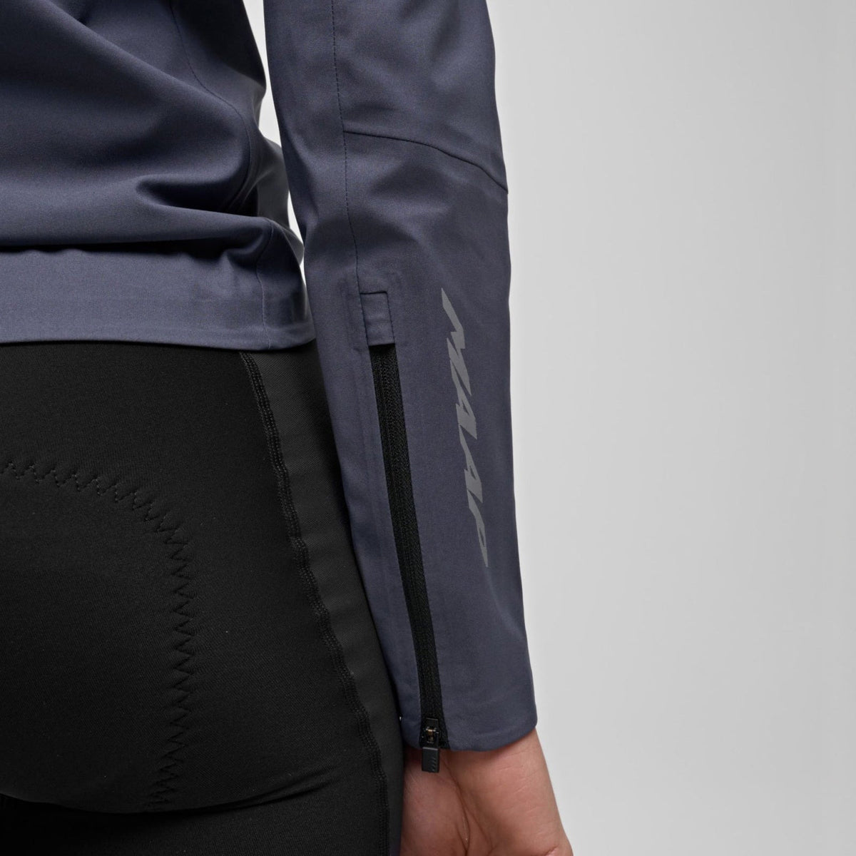 Jacke damen Maap Apex Downpour - Carbon blue