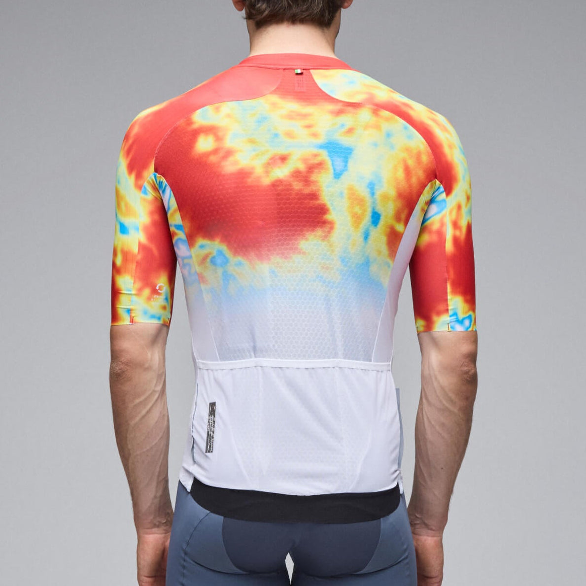 Q36.5 Gregarius Clima Weathermap jersey - White