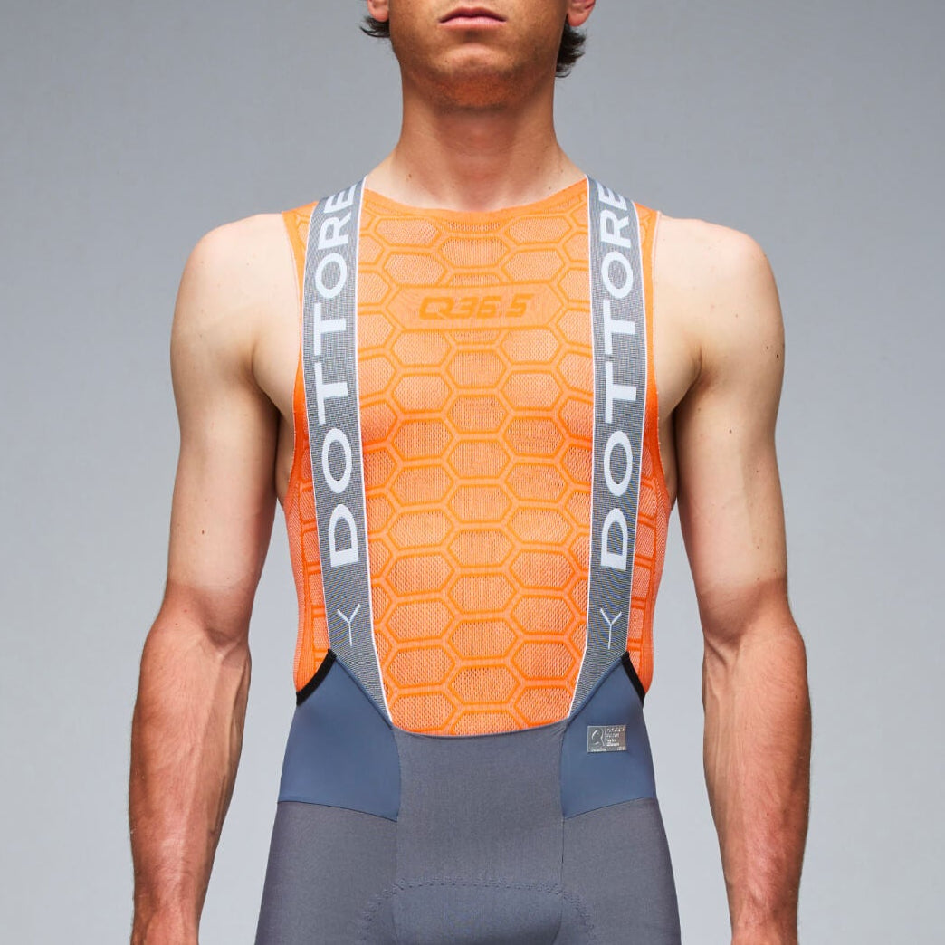 Q36.5 intimo 1 sleeveless base layer - Orange