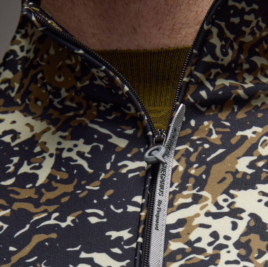 Maglia maniche lunghe Q36.5 Gregarius Hybrid Alpi Camo - Nero Q36.5