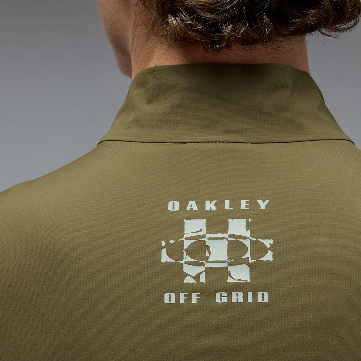 Cortavientos Oakley Off Grid 2.0 - Verde