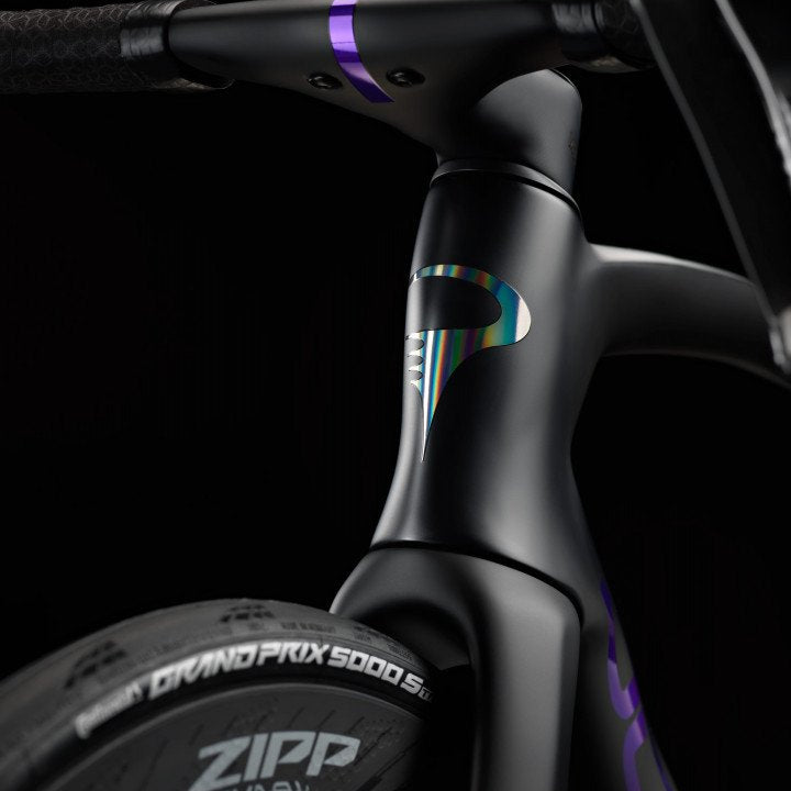 Pinarello Dogma F Disk Red AXS PM Zipp 454 NSW - Édition spéciale TISSOT