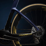 Pinarello Dogma F Disk Red AXS PM Zipp 454 NSW - Pinarello Q36.5 Pinarello