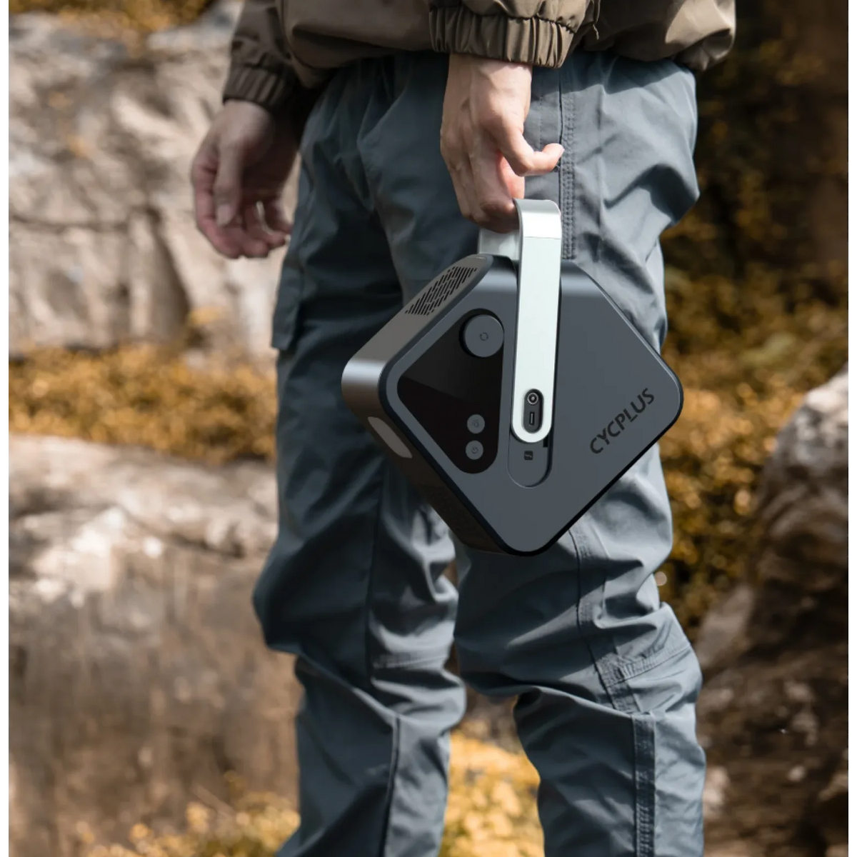 Pompa elettrica portatile Cycplus AL7 Cycplus