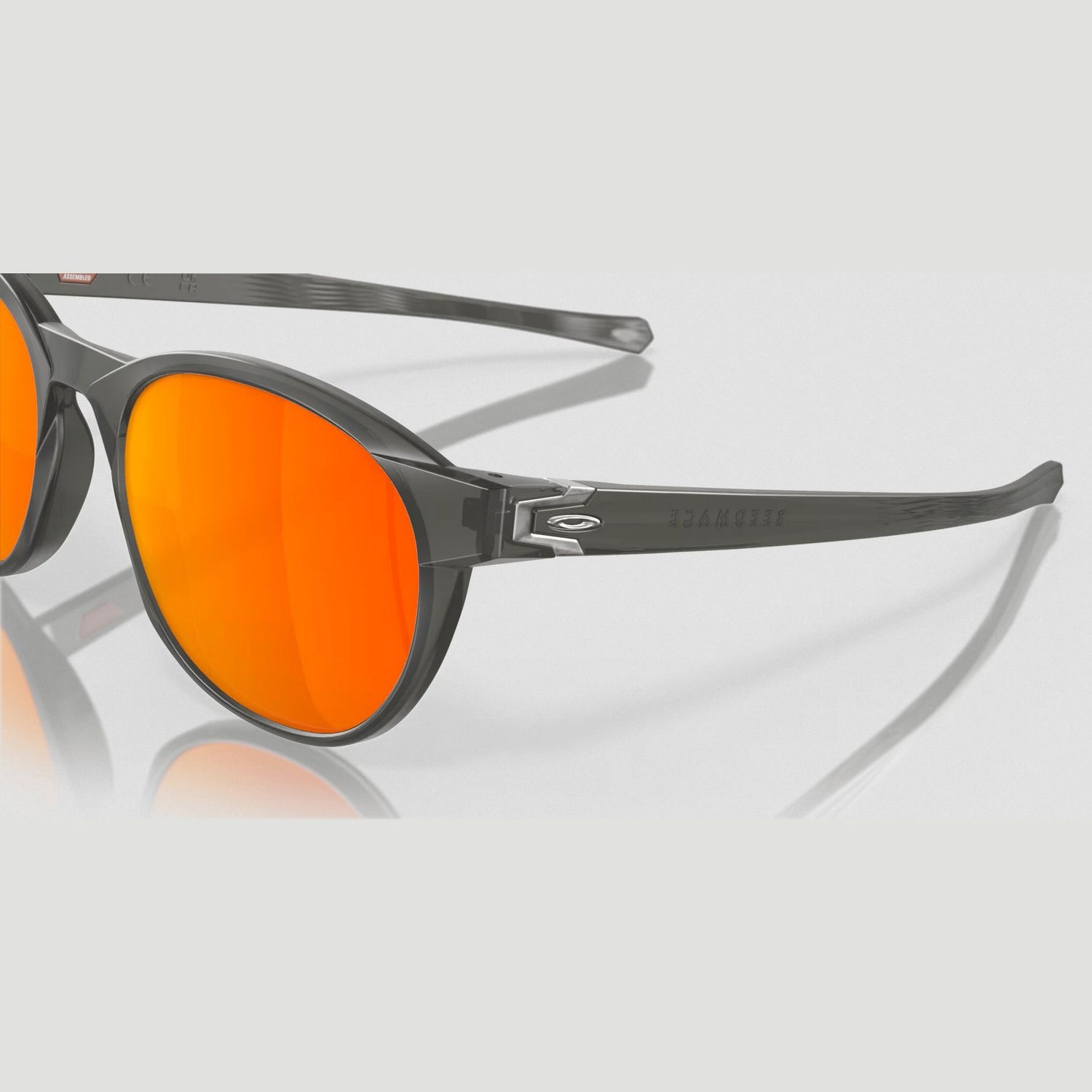 Occhiali Oakley Reedmace - Matte Grey Smoke Prizm Ruby Polarized - G