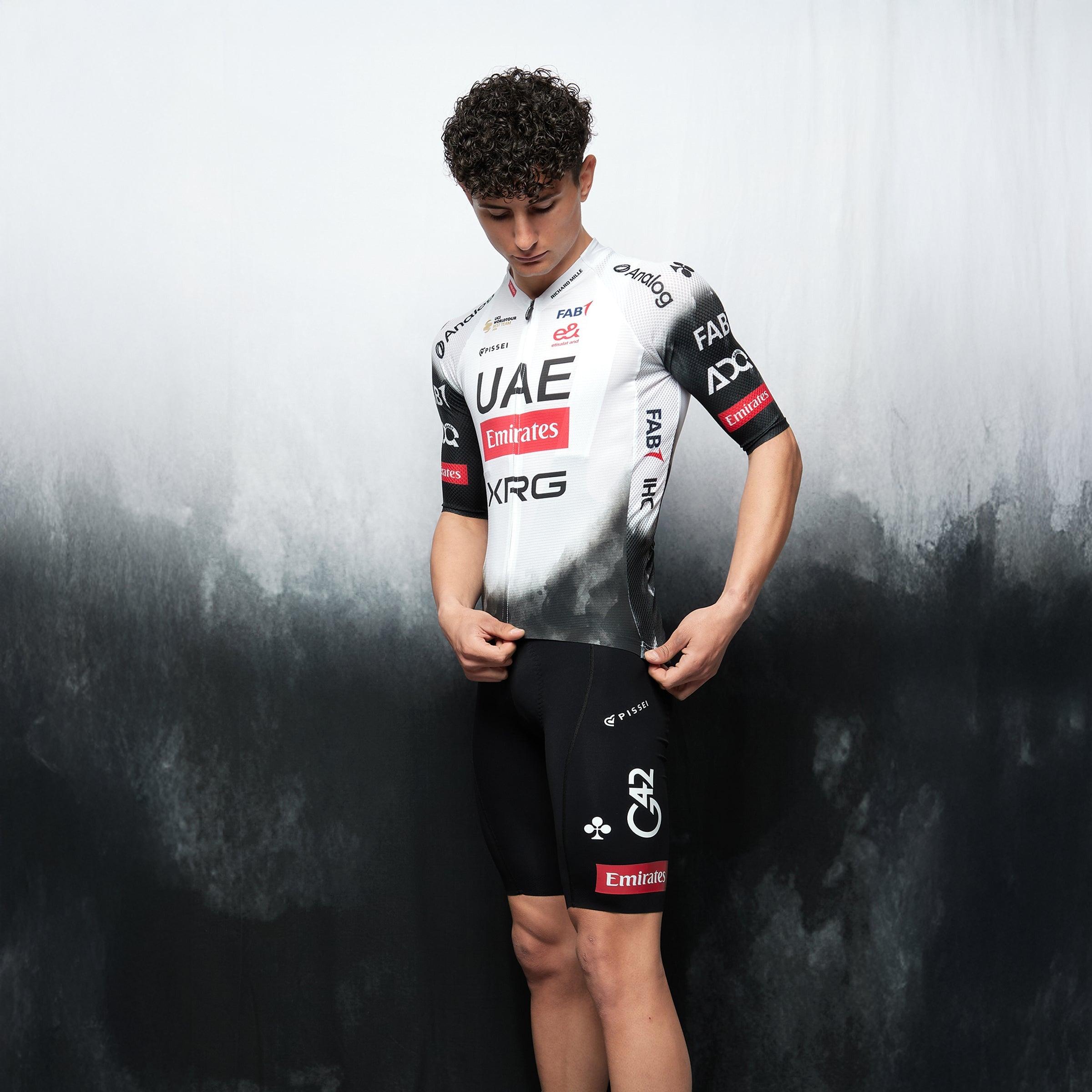 Maglia Pissei UAE Team Emirates 2025 Magistrale Ultra - A