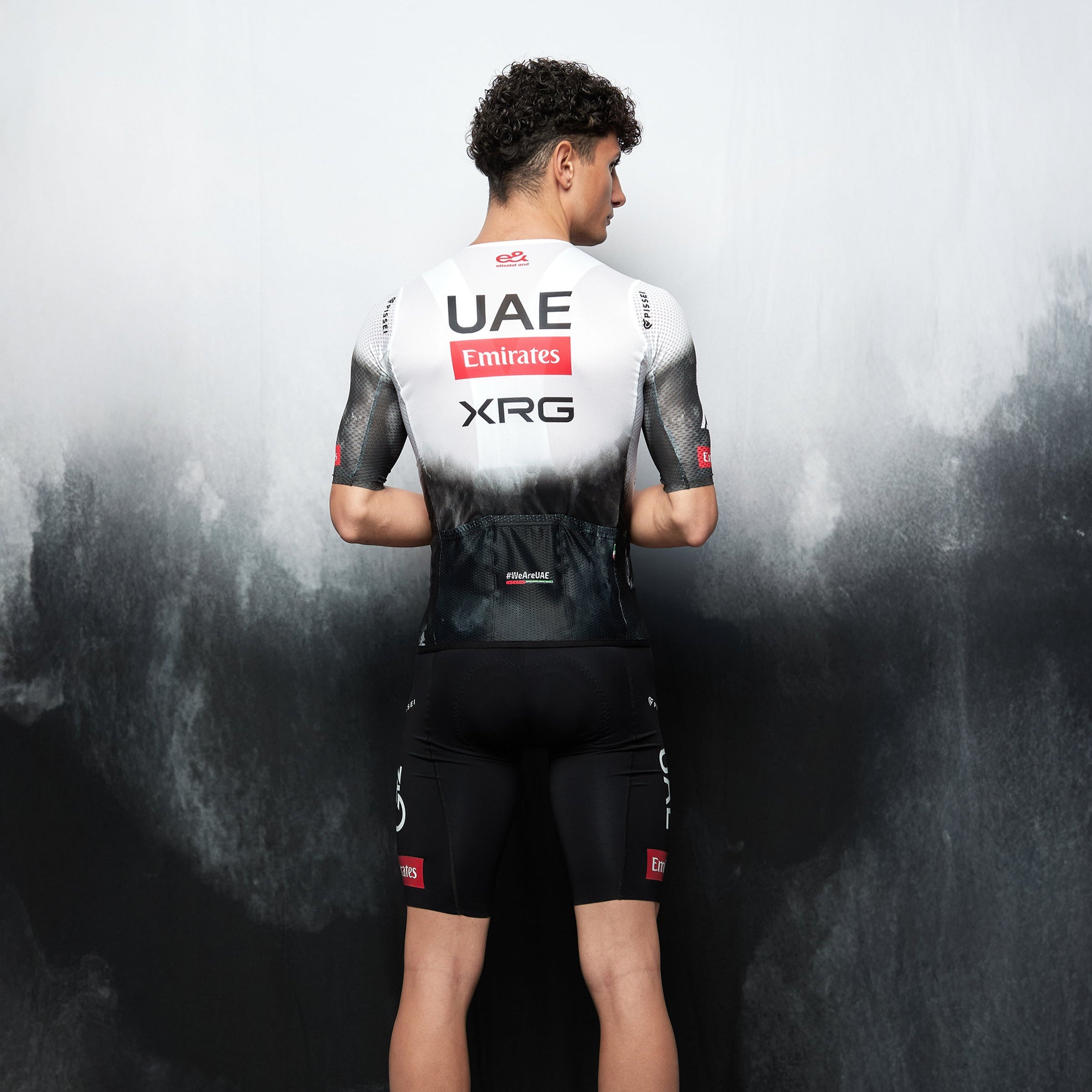 Maglia Pissei UAE Team Emirates 2025 Magistrale Light - P
