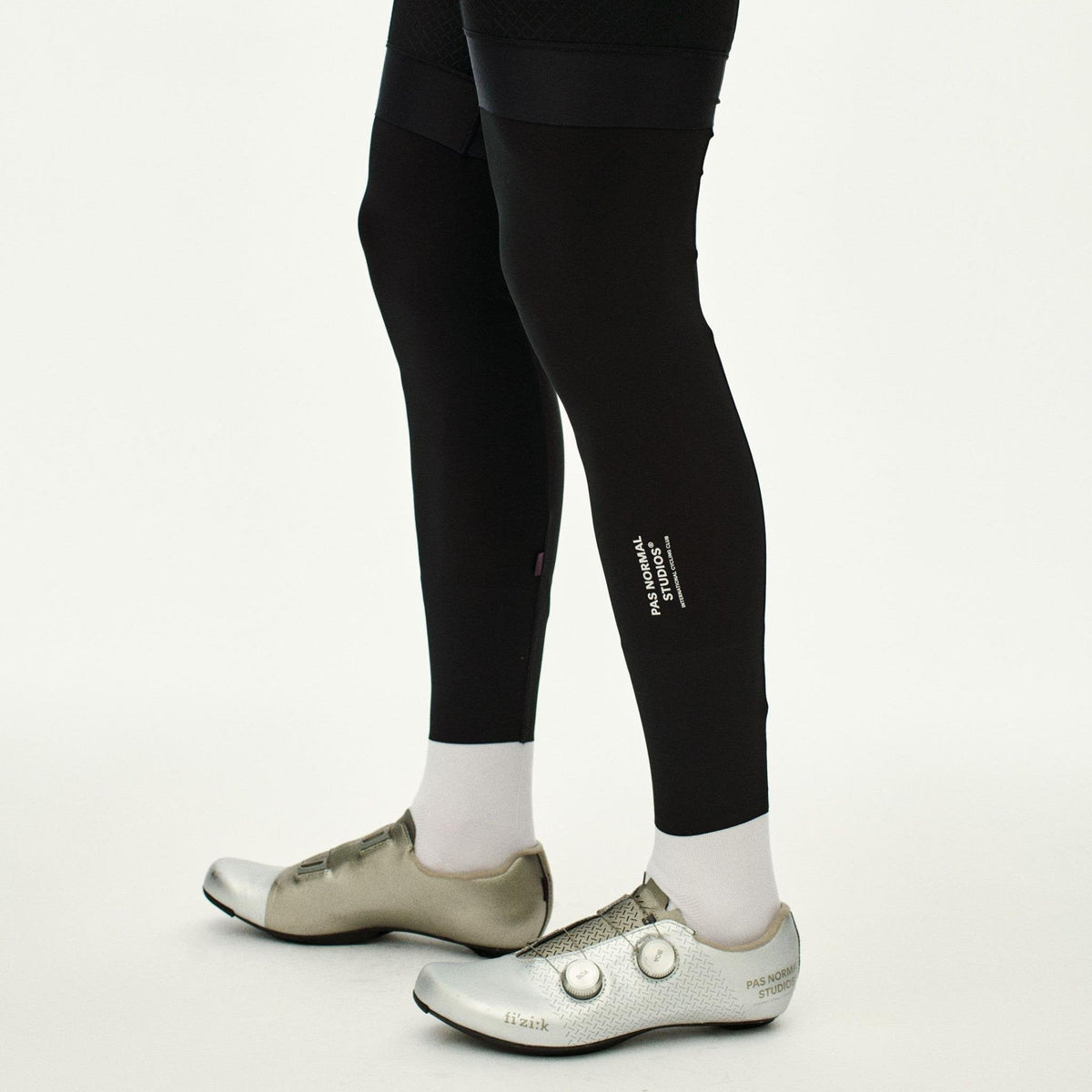 Gambali Pas Normal Studios Logo Leg UV - Nero