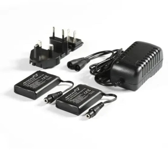 Macna 7.4v 2200 mA battery and charger kit