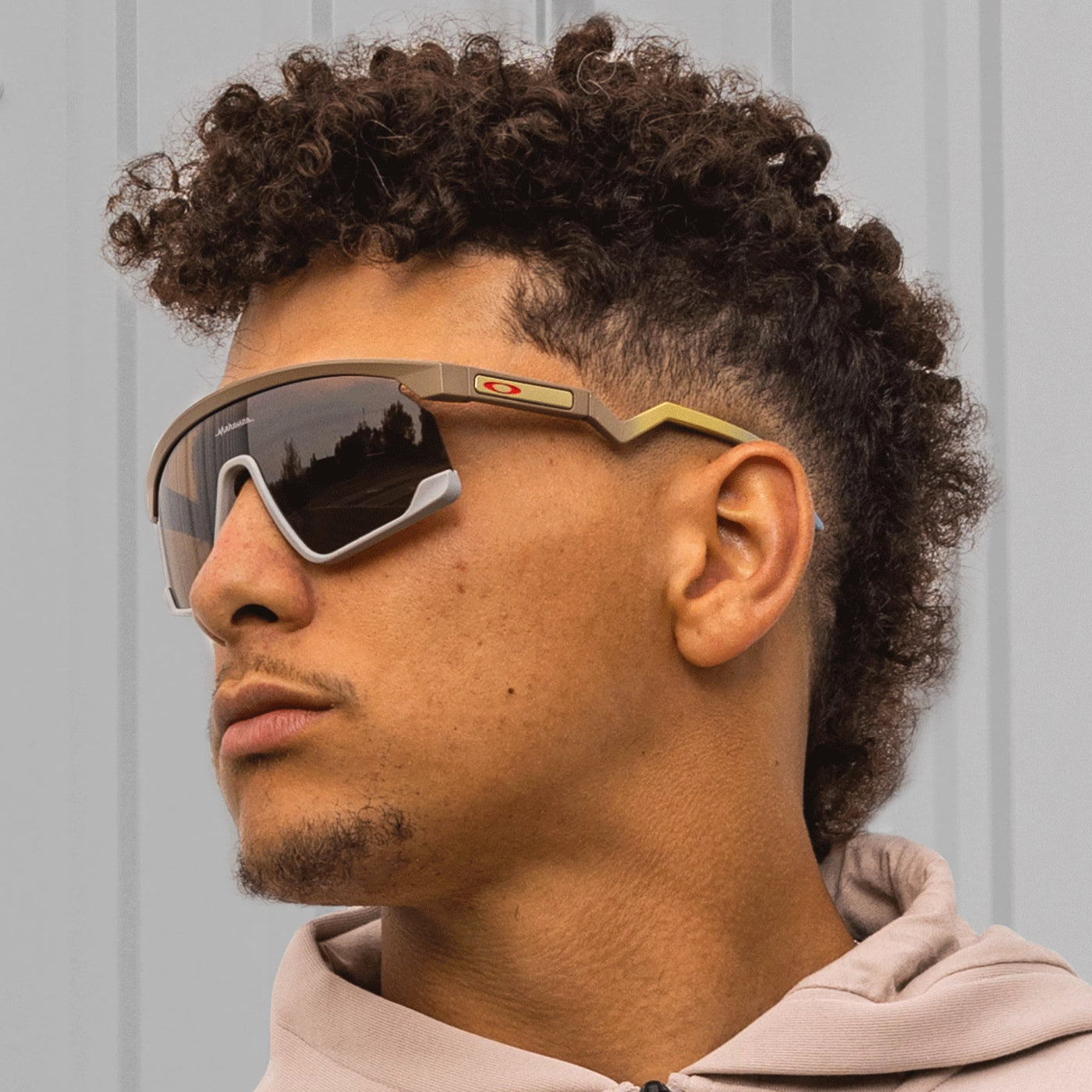 Occhiali Oakley BXTR Patrick Mahomes II - Matte terrain tan prizm tungsten - B
