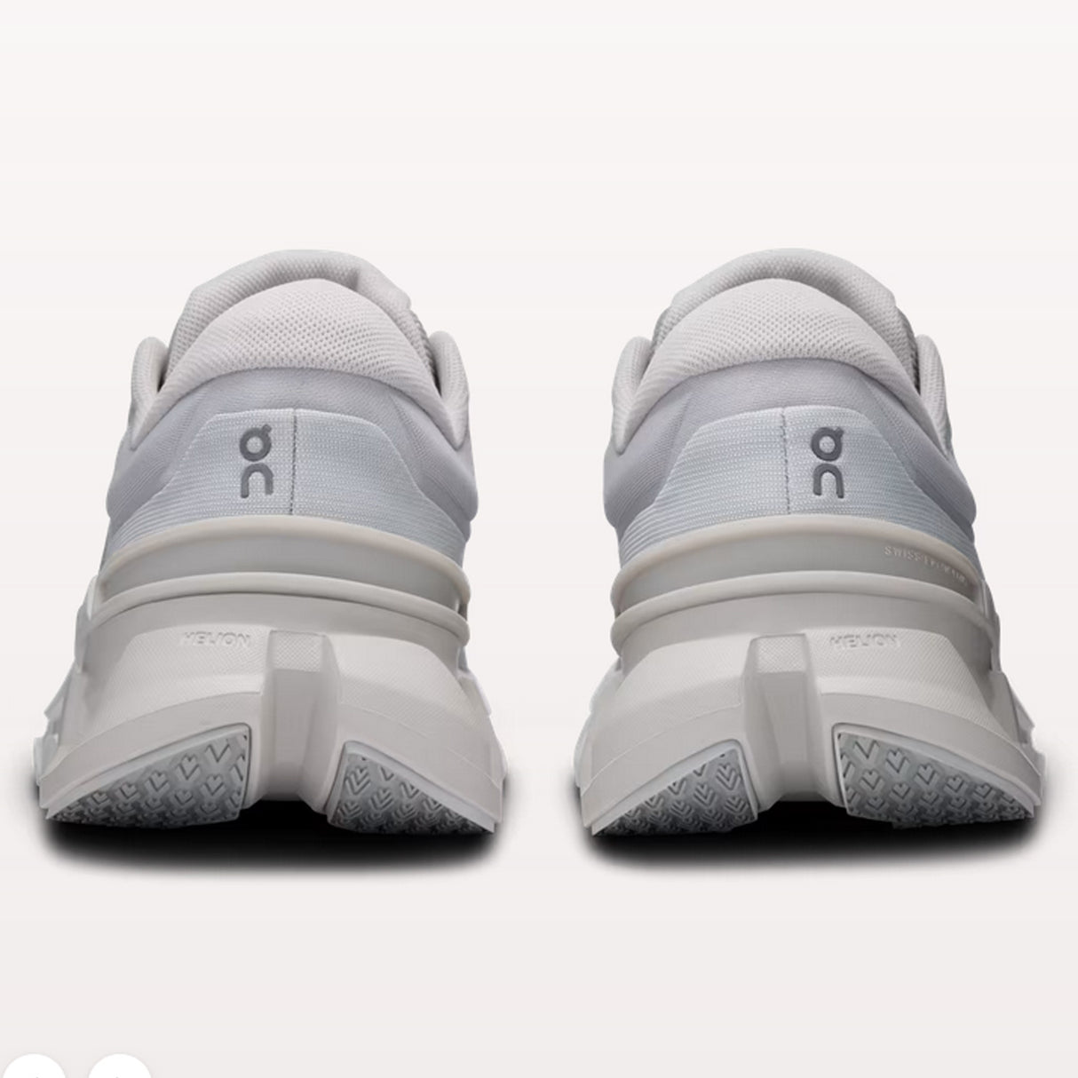 Scarpe On Cloudflyer 5 - Grigio - C
