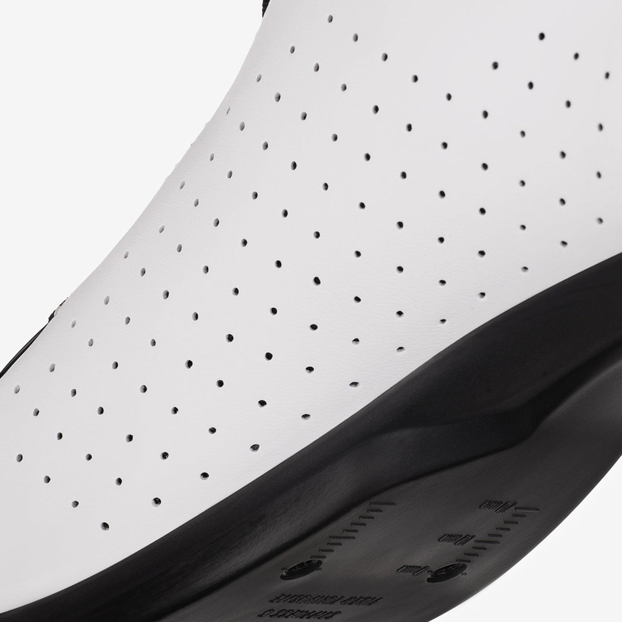 Scarpe Fizik Vento Omna Wide - Bianco nero - B