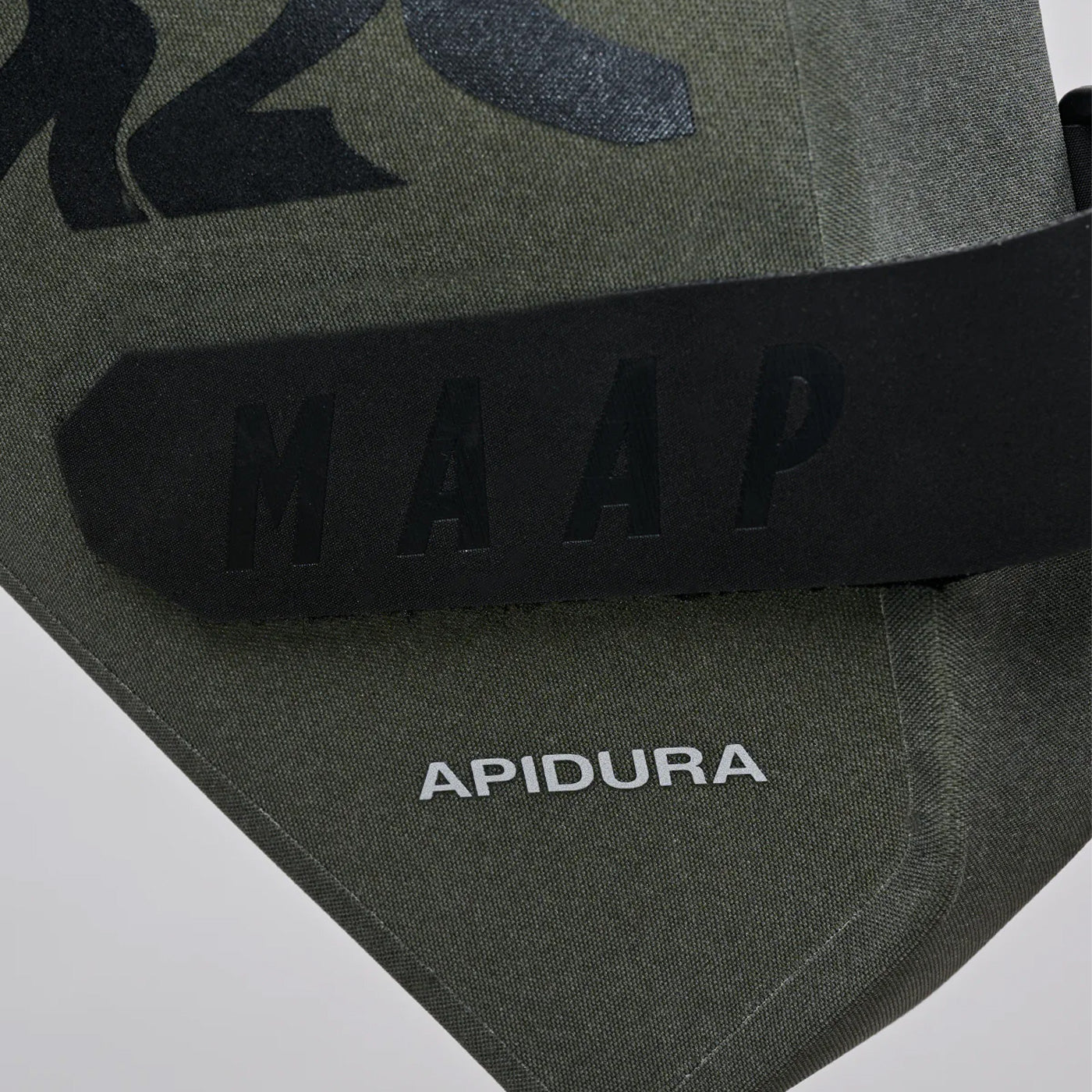 Borsa da telaio MAAP x Apidura 1L - Verde - M