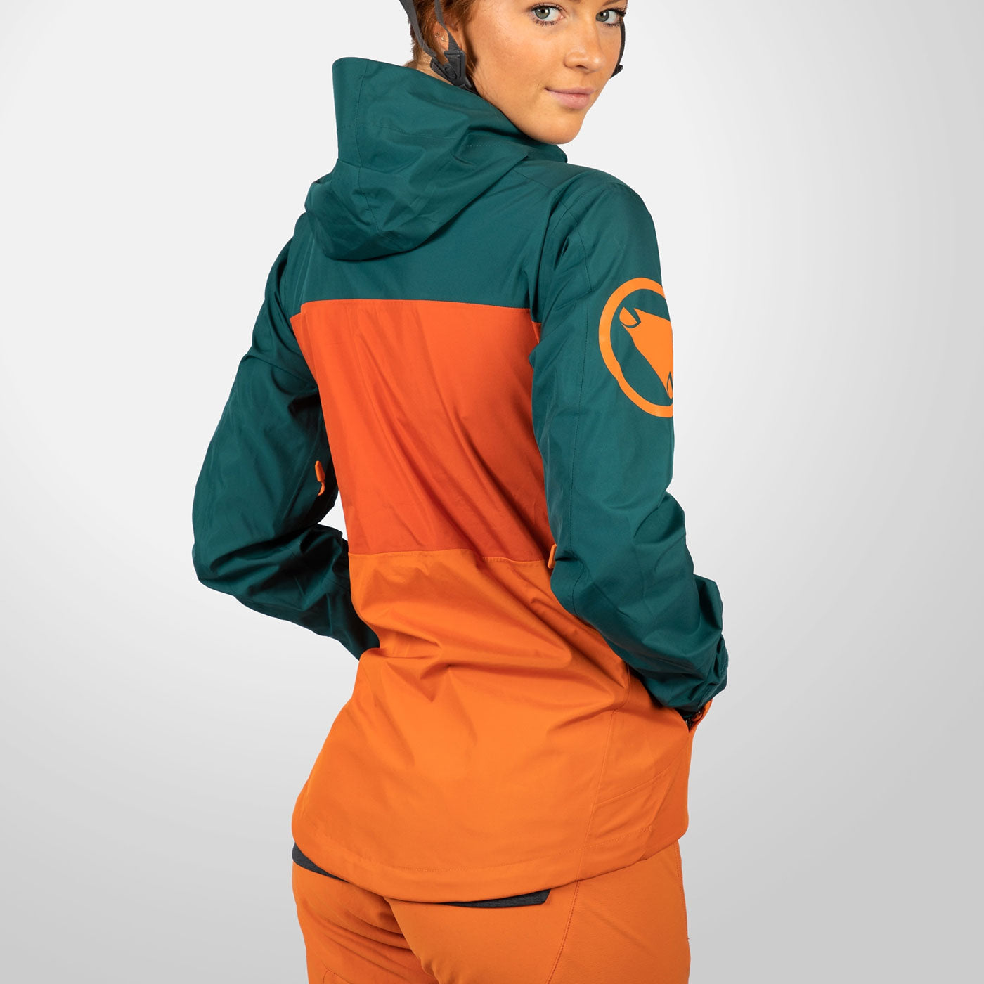 Endura SingleTrack Maglia Termica Da Ciclismo Donna, In Pile Con Retro A Griglia, Mezza Zip, Taschina Posteriore Con Zip, Nera