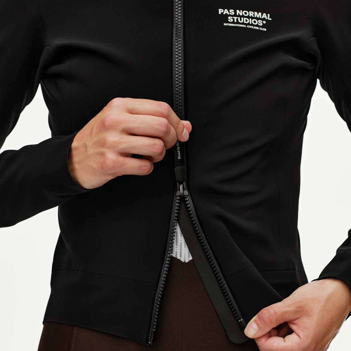 Jacke damen Pas Normal Studios Mechanism Thermal – Schwarz