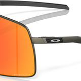 Occhiali Oakley Sutro TI - Satin Carbon Prizm Ruby - H