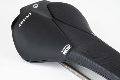 Sella Prologo Scratch NDR Tirox - Nero - L