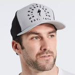 Cappellino Specialized New Era Stoke Trucker Hat - Grigio
